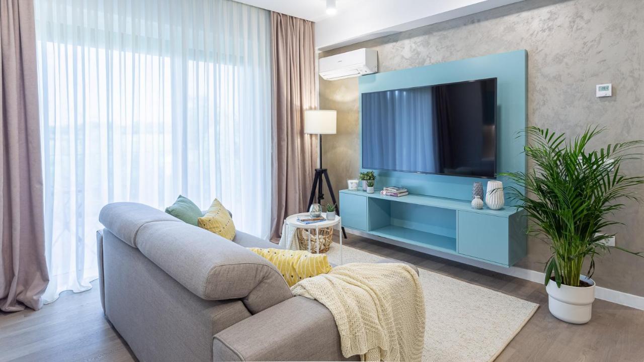 Il Lago - Turquoise - Cozy Luxurious Smart Home By The Lake Voluntari Buitenkant foto